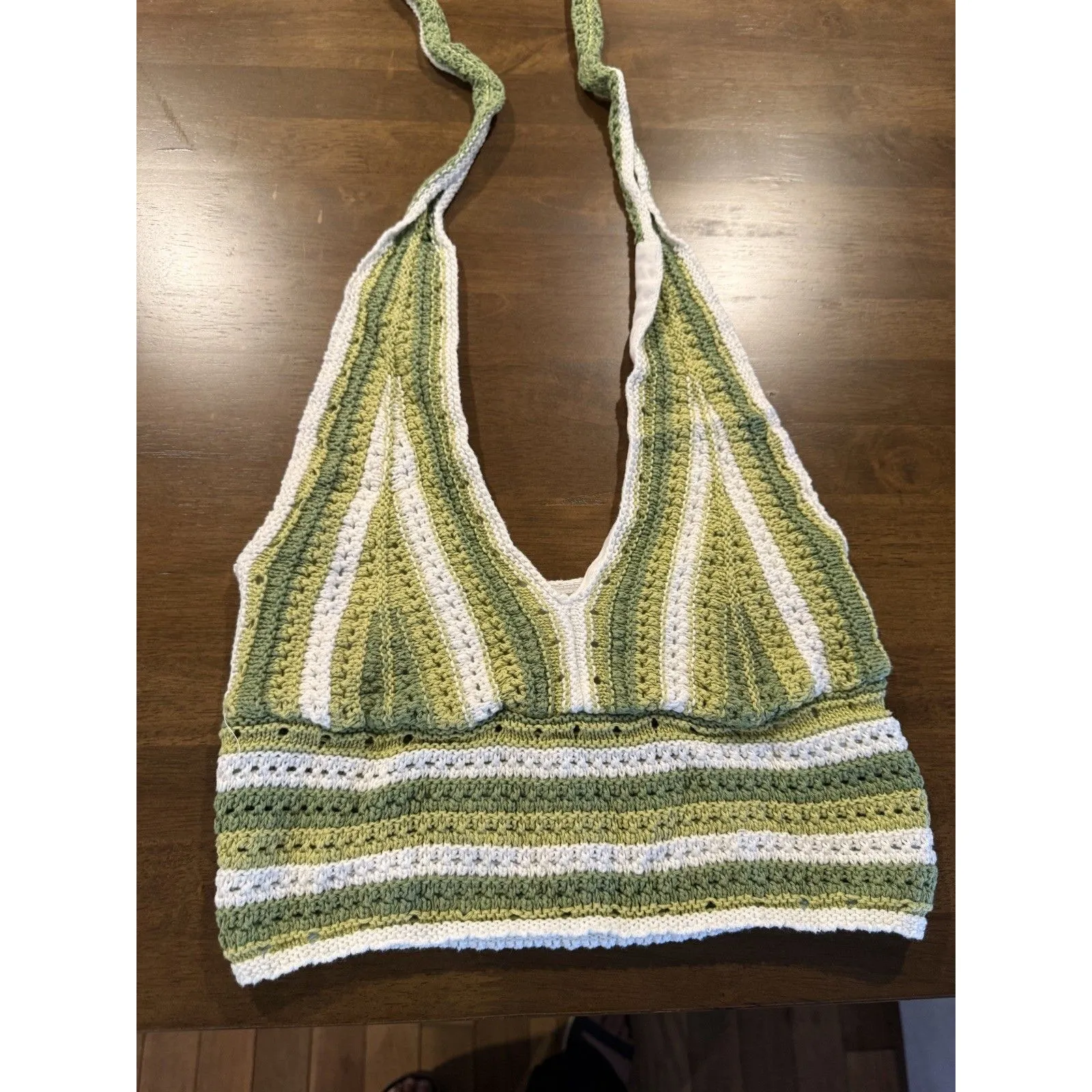 Women’s Hollister Crochet Plunge Halter Crop Top, Green And White Striped Size M - Image 10