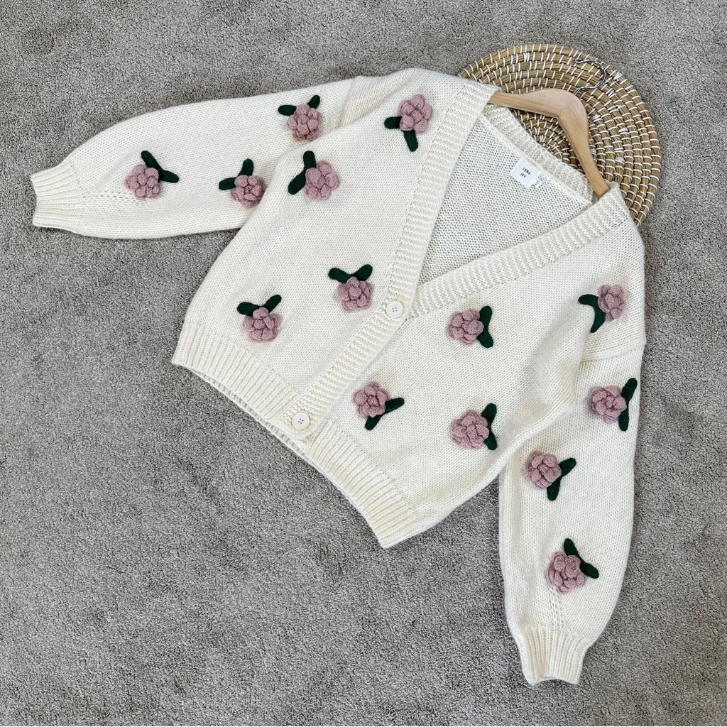 Luna Ivy Women’s 3D Flower Knit Cardigan Sweater Cropped Coquette in Beige M Pink Size M - Image 3