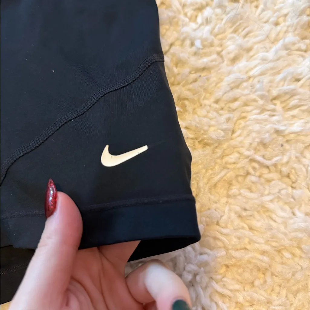 Nike Women's Black Pro Shorts - Image 2