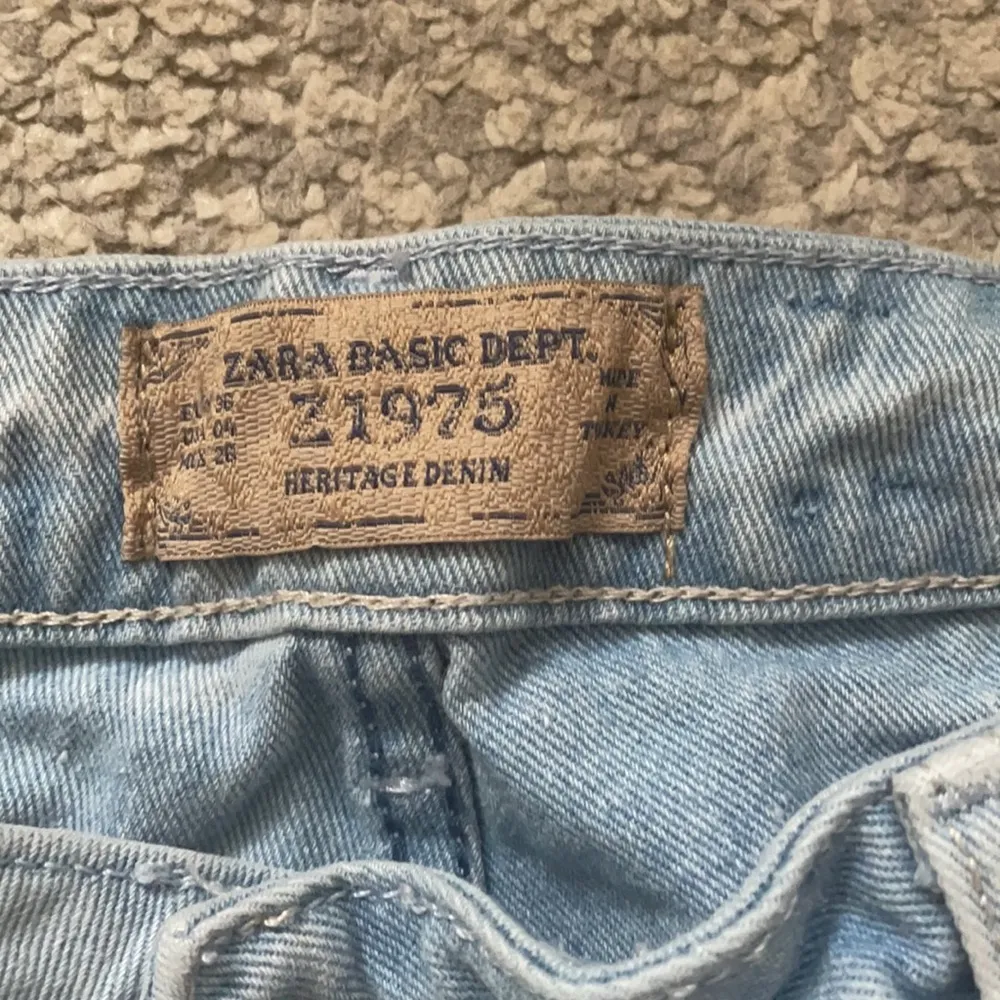 Zara distressed denim - Image 7
