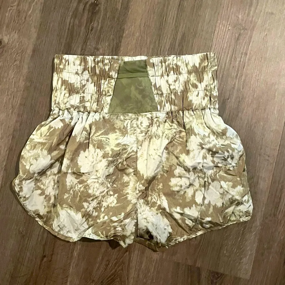 Free People shorts - Image 4