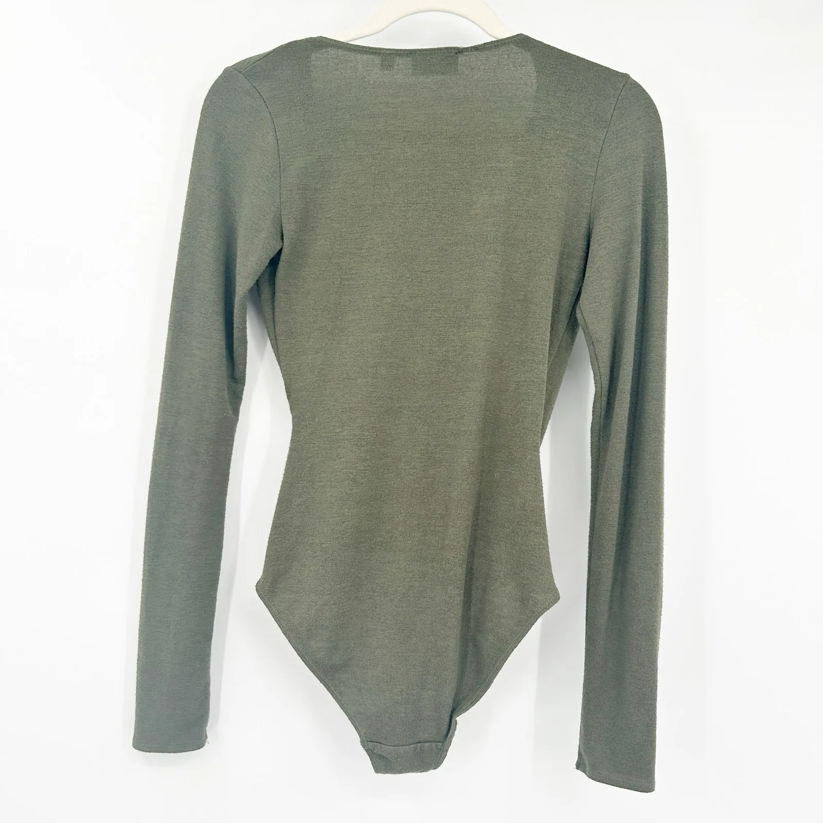 Aritzia Wilfred Free Fall Hari‎ Alligator Green Faux Wrap Long Sleeve Bodysuit S - Image 4