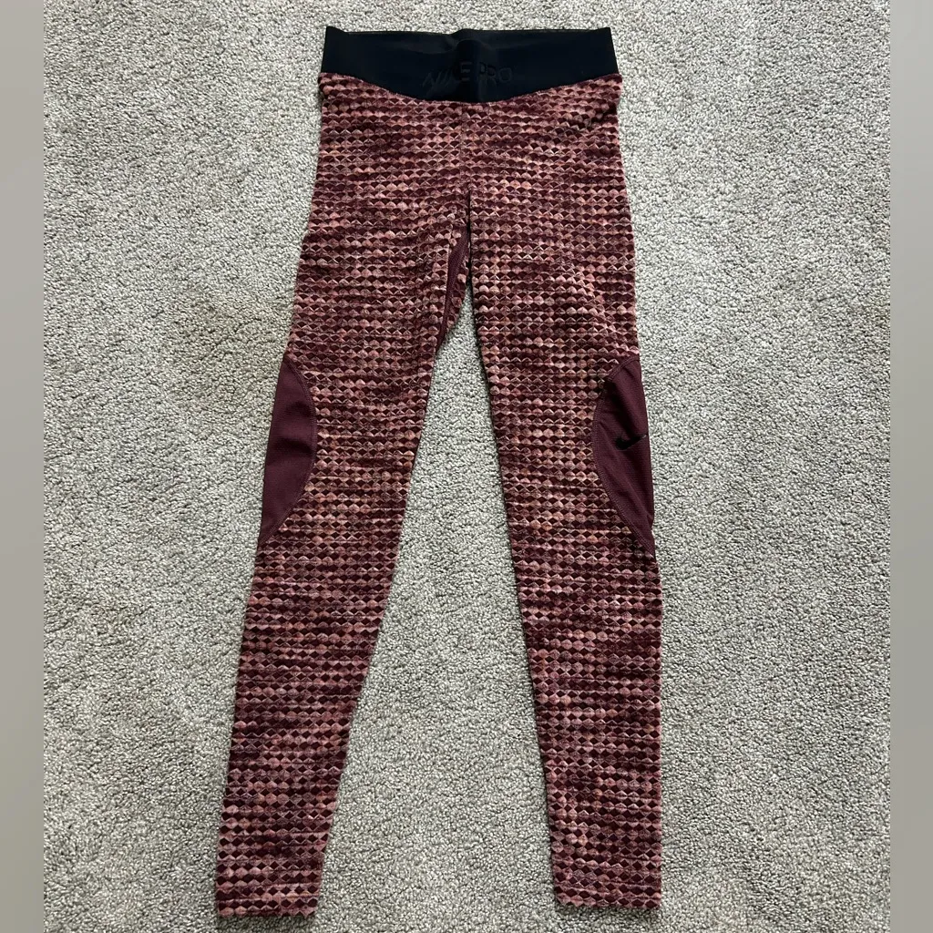 Nike Pro Hyperwarm Tights Burgundy Crush/Black size Small - Image 4