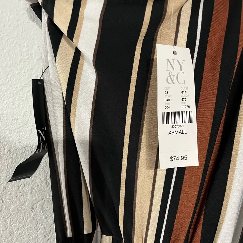 NWT New York & Company Striped One Shoulder Jumpsuit Size XS Black - Image 4