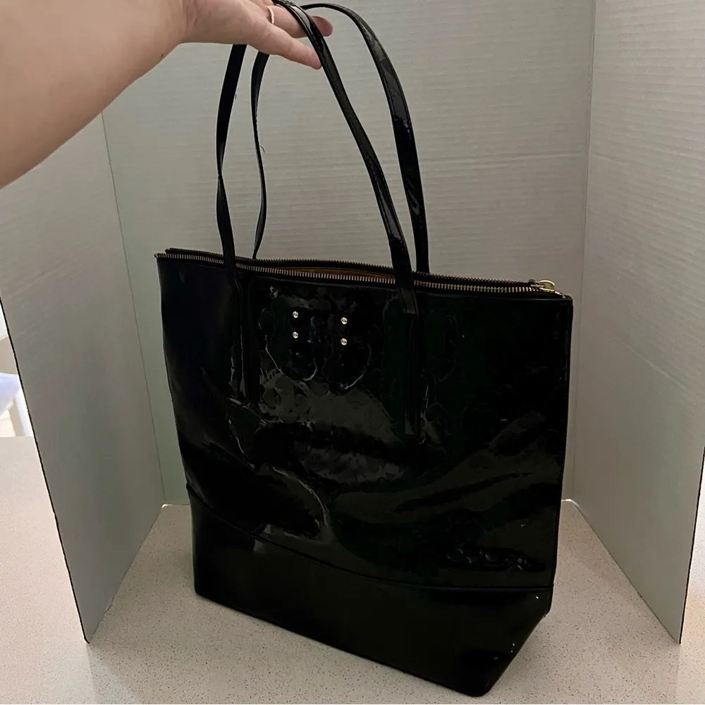Kate Spade Metro Spade Tote and Wallet - Image 13
