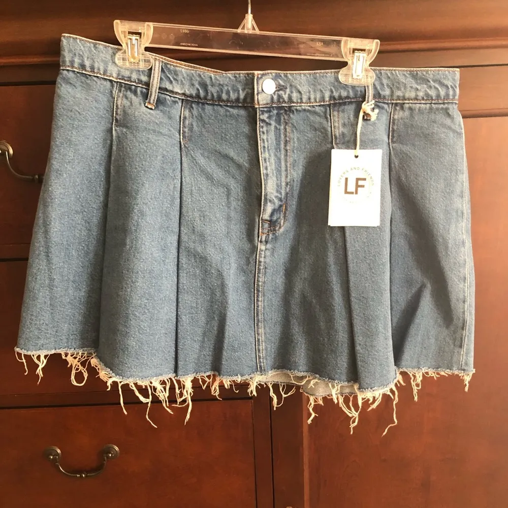 Lovers + Friends NWT Revolve  Pleated Denim Mini Skirt - Image 2