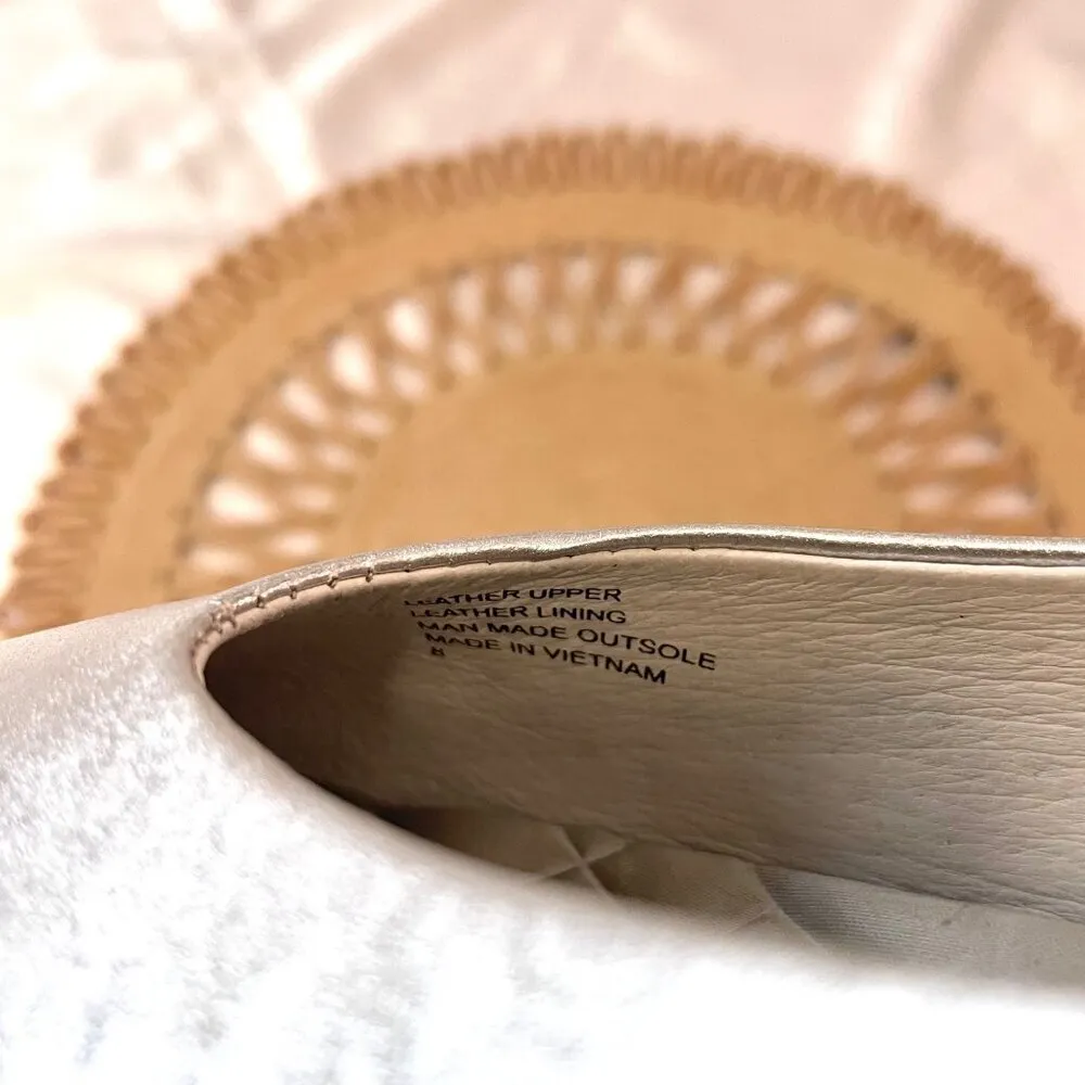 BIRDIES Crane Flats in Metallic Silver Leather Size 8 - Image 7