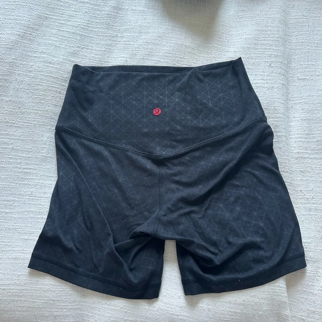 lululemon athletica Black Geometric Bike Shorts - Image 3