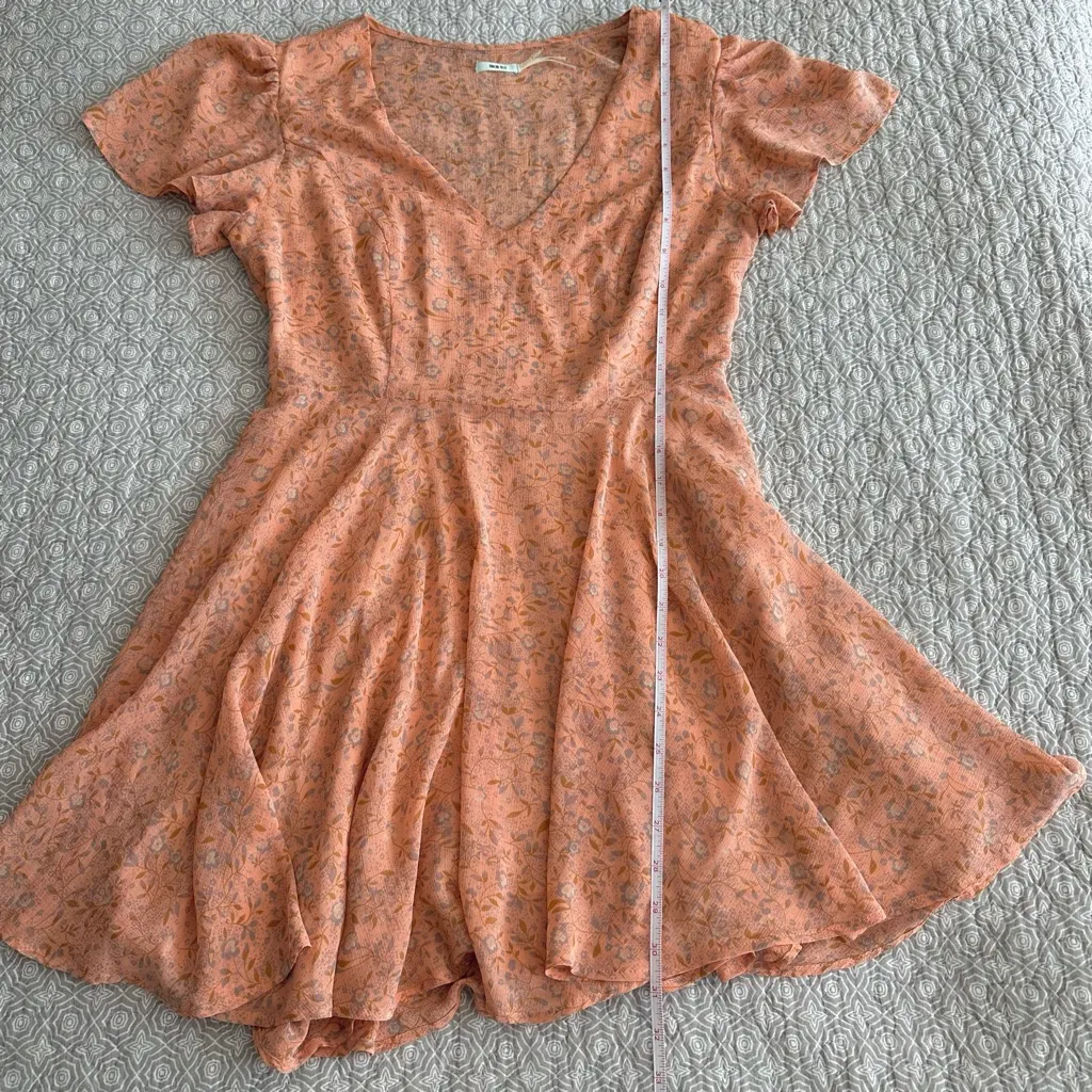 Kimchi Blue Flutter Sleeve Chiffon Peach Floral Fit & Flare Mini Dress Size 6 - Image 10