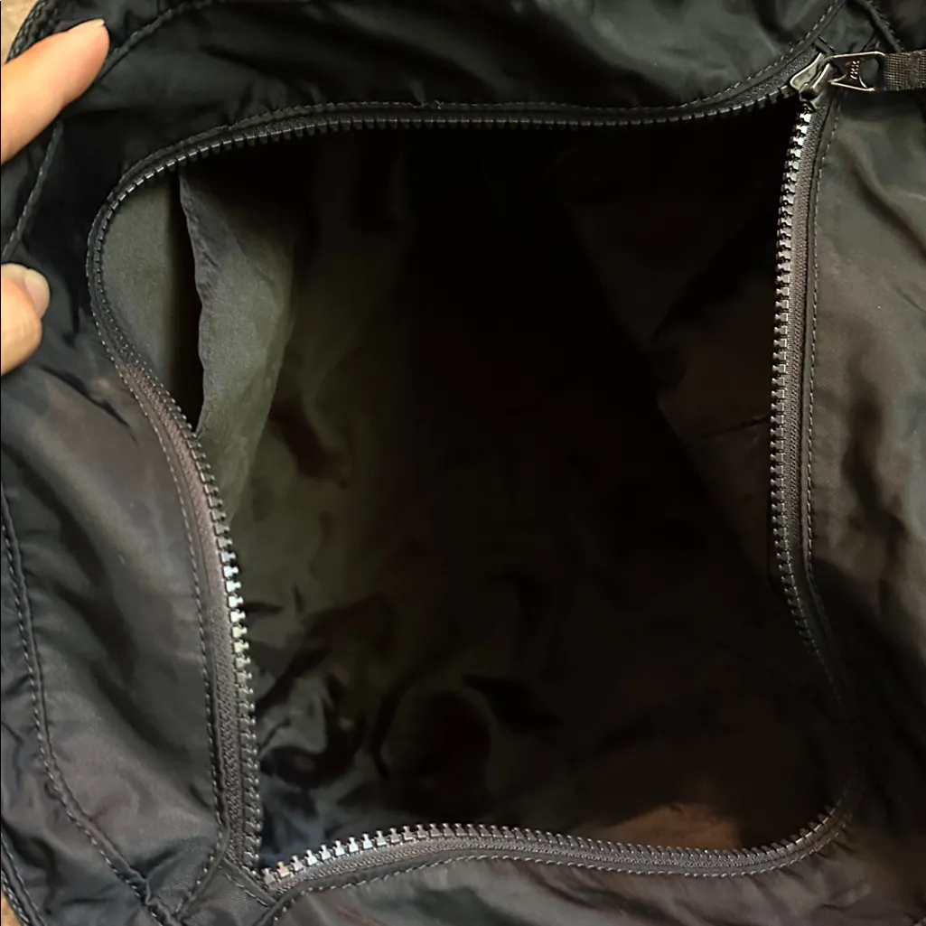 Lululemon The Rest is Written Tote In Black - Image 4