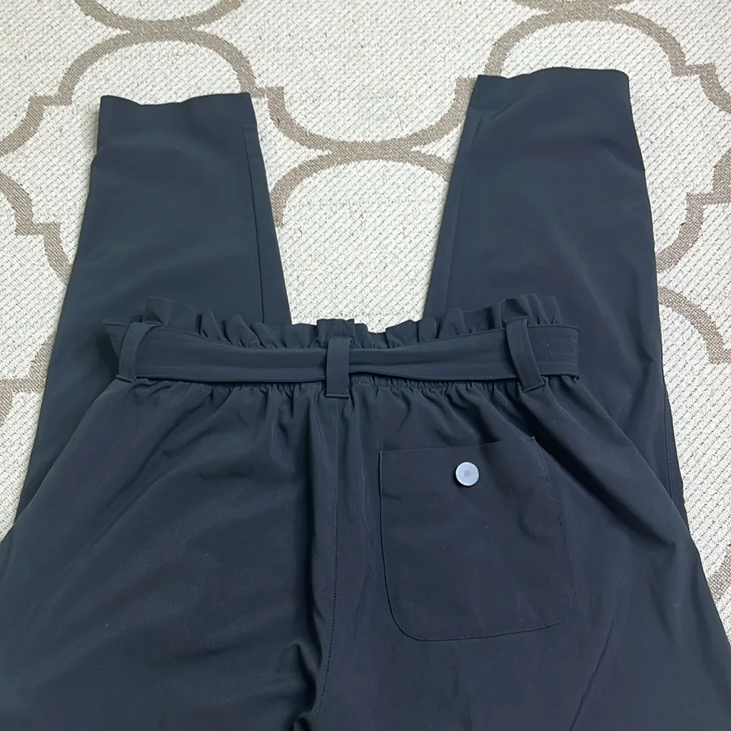 Athleta Black SKYLINE PANT Activewear Bottoms pull on, travel, size small - Image 3