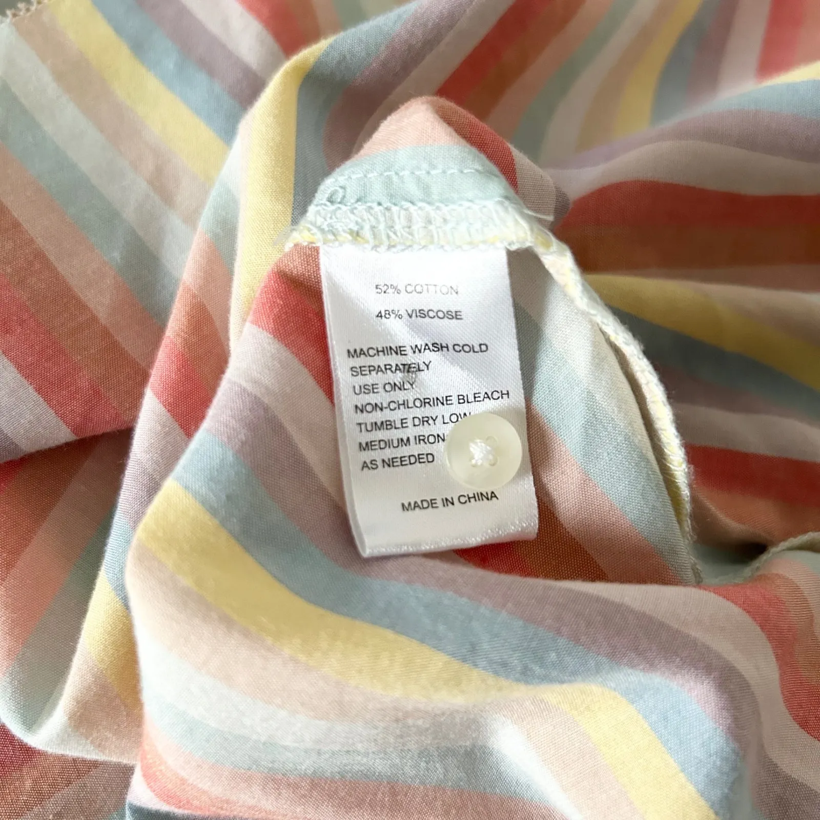 Trovata Birds of Paradis Carla Striped Ruffle Neck Flutter Sleeve Blouse Size XS Red - Image 5