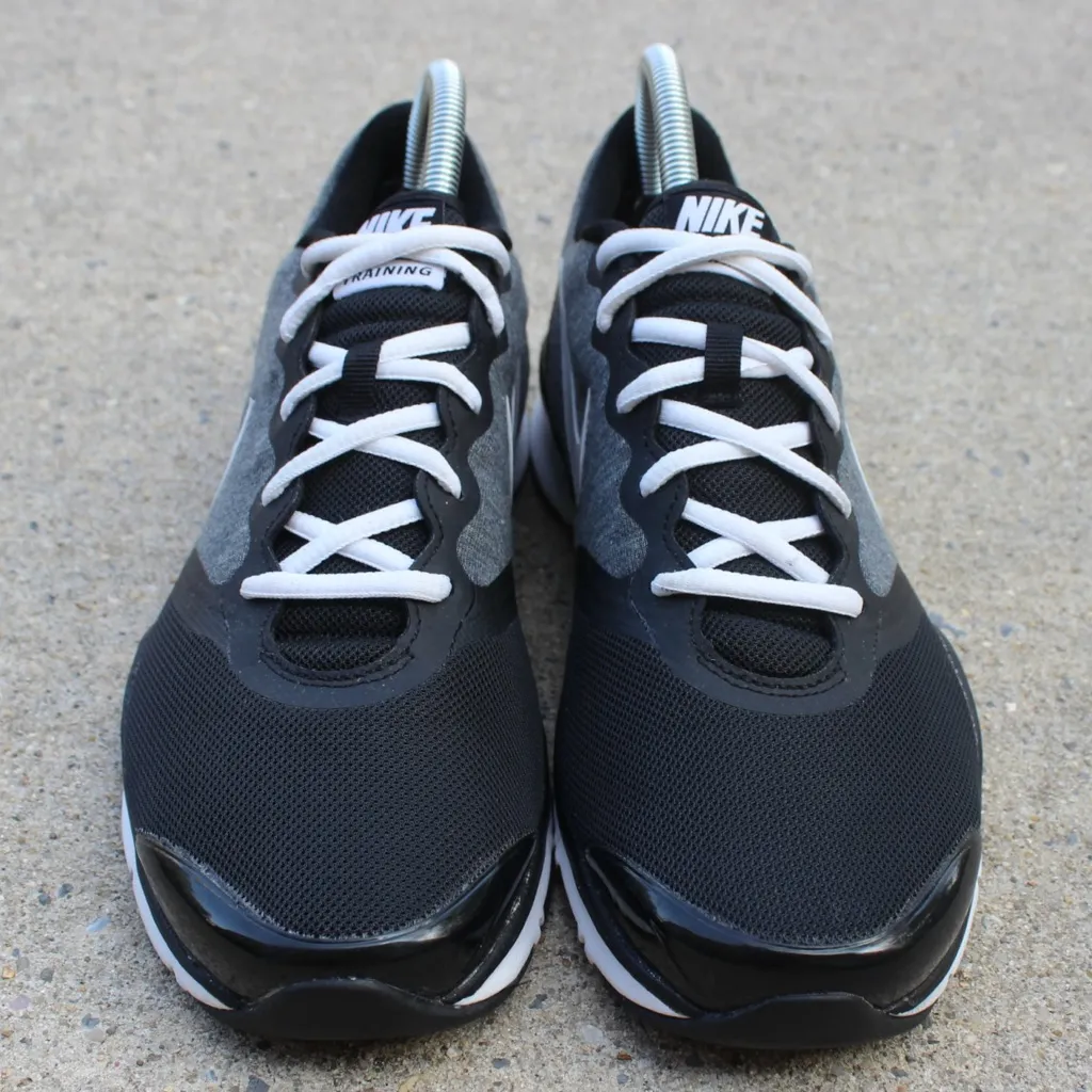 Nike Black and Gray Athletic Shoes - Image 7
