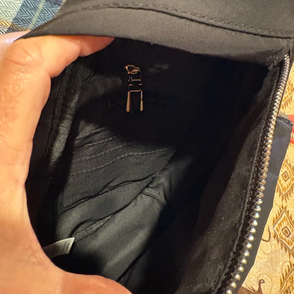 House of Harlow 1960 Savannah Sling Bag black - Image 9