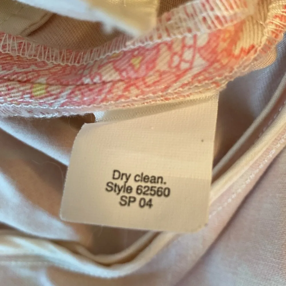 J Crew Favorite Fit VTG Pink Paisley Cotton Capri Pants Size 6 - Image 8