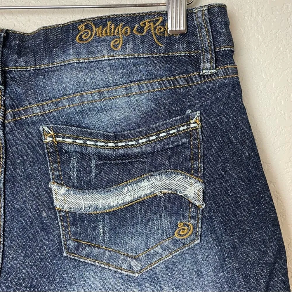 INDIGO REIN Distress Washed Dark Denim Cuffed Shorts Size 11 - Image 7
