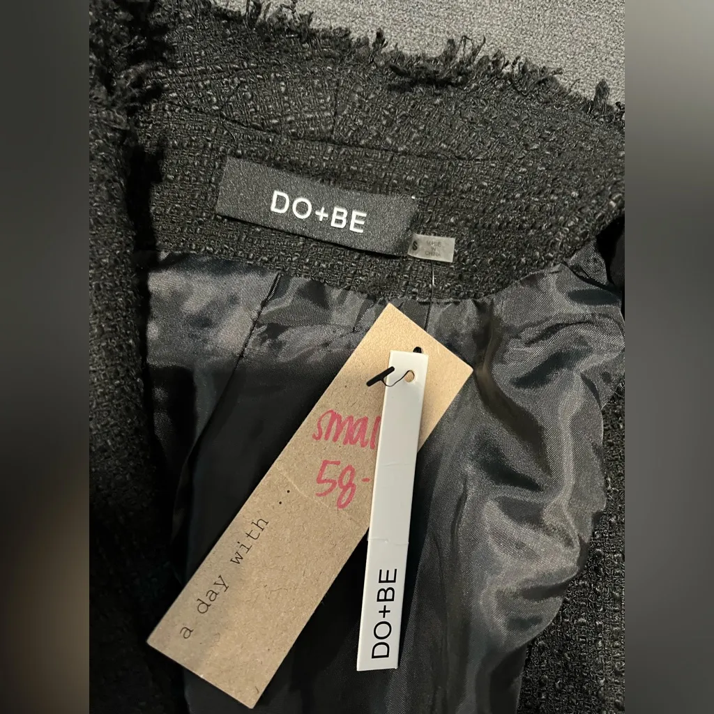 DO+BE  Black Frayed Blazer with Gold Buttons - Image 3