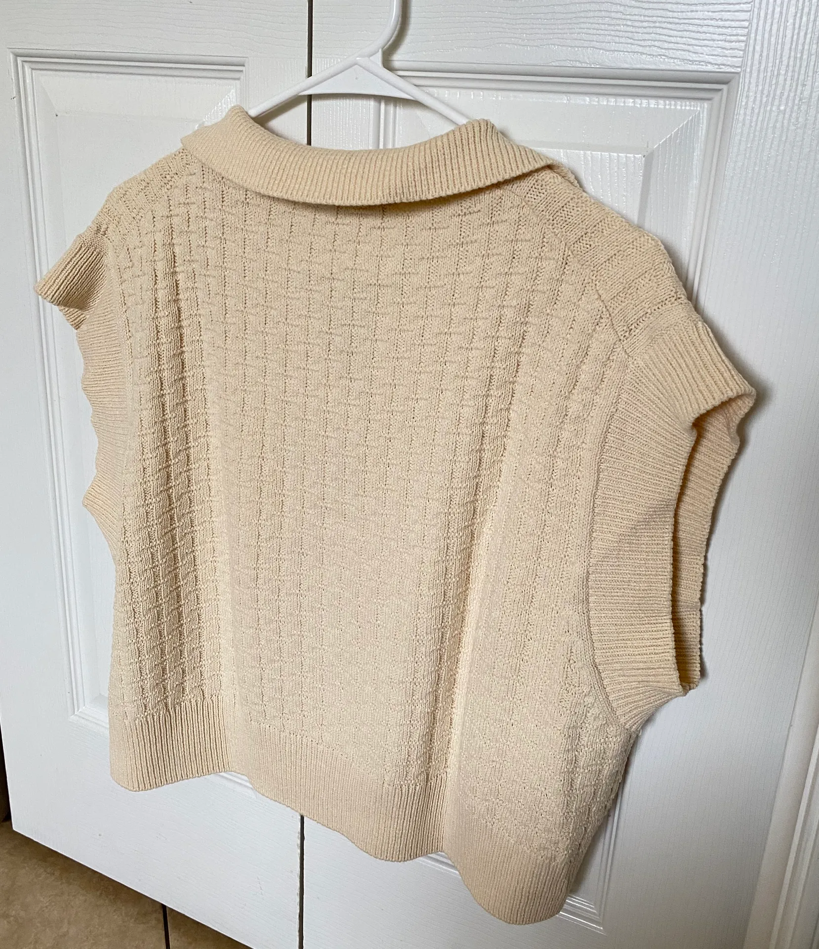 Knit Polo Collar Vest - Image 3