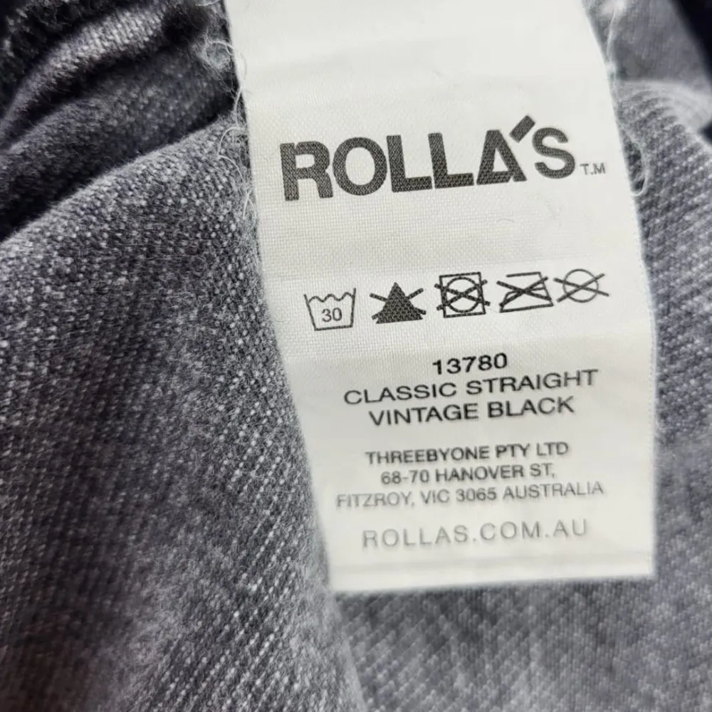 Rolla’s Classic Straight Leg High Rise Regular Fit Jeans in Vintage Black - Image 13