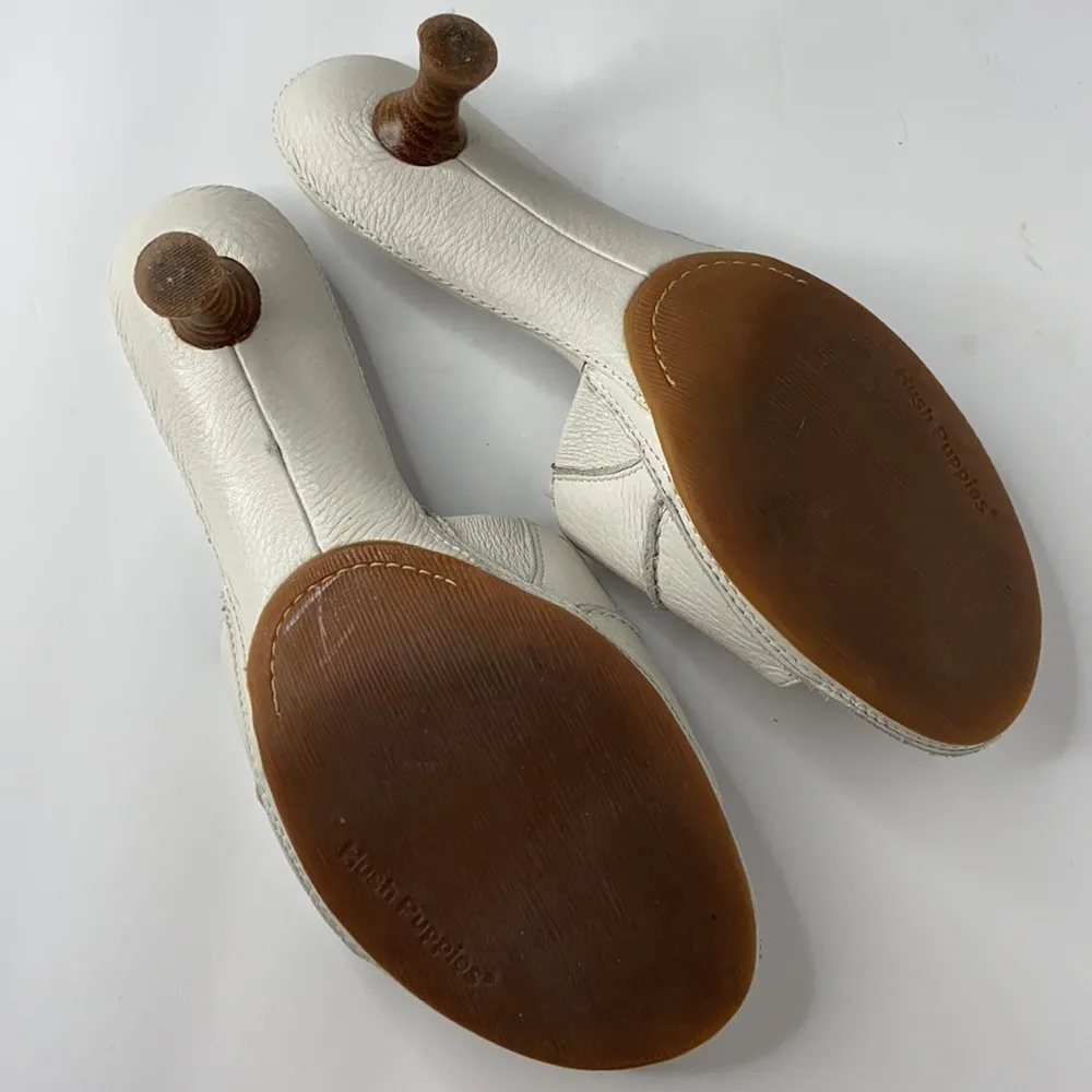 Hush Puppies White Leather Slip On Floral Sandals Size 9 - Image 5