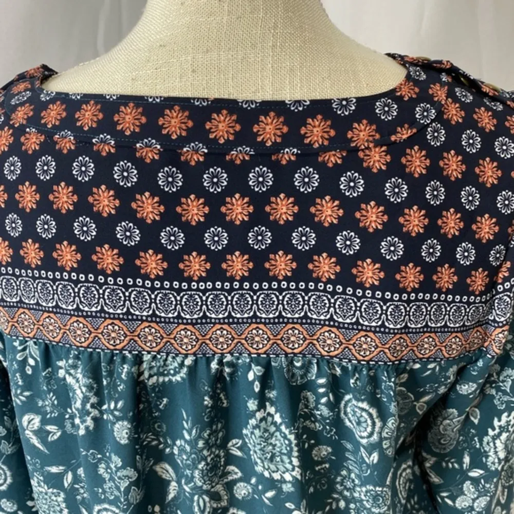 Loft semi-sheer Flowy top. Floral/ paisley print puff sleeves size xs - Image 7