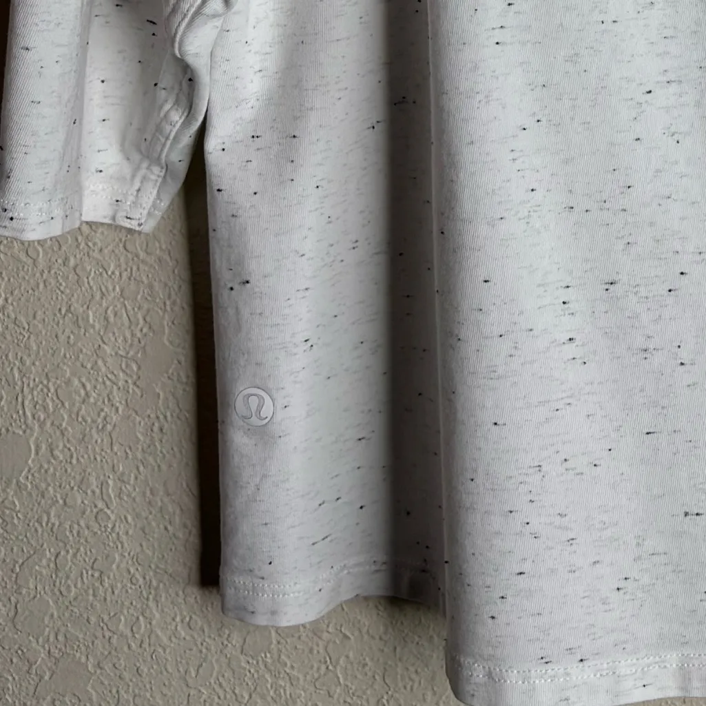 Lululemon LA 3/4 Sleeve Crewneck Shirt Confetti Black White size 6 - Image 4