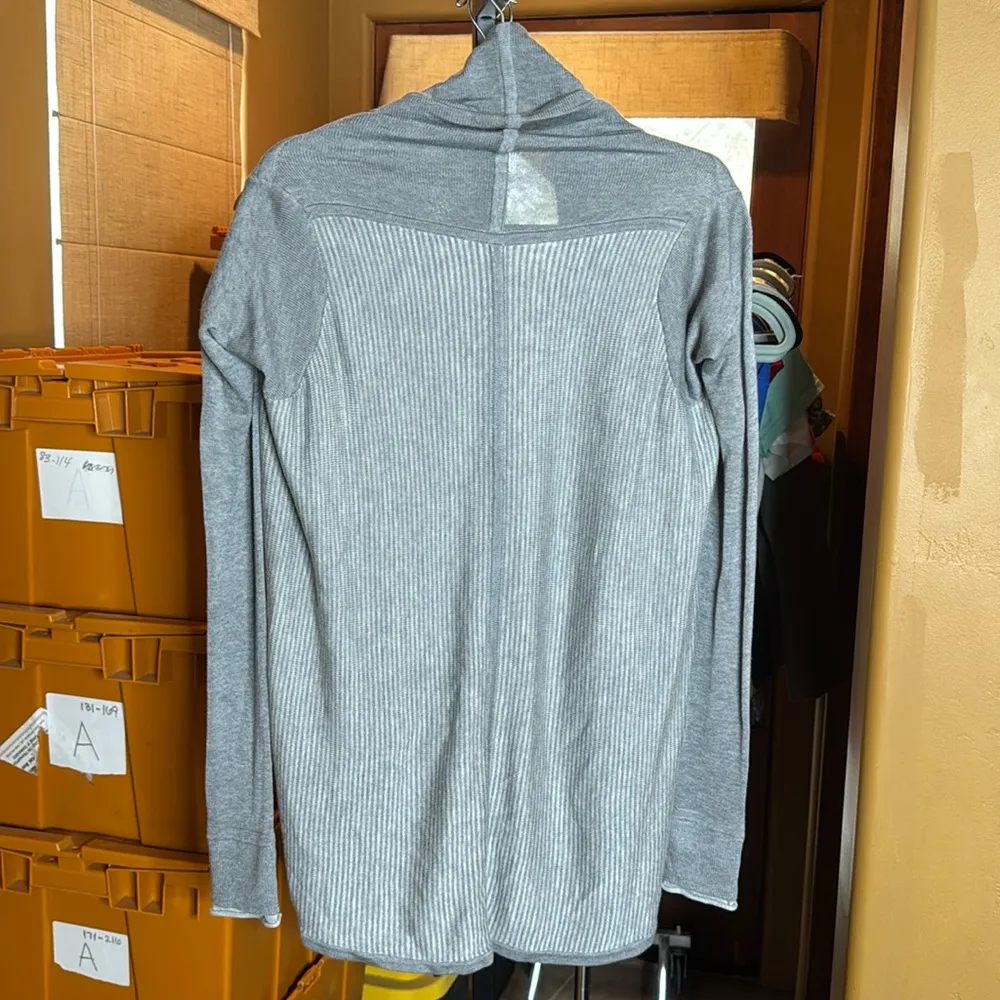 Lululemon Iconic Sweater Wrap Heathered Medium & Light Grey Size Small / Medium - Image 11