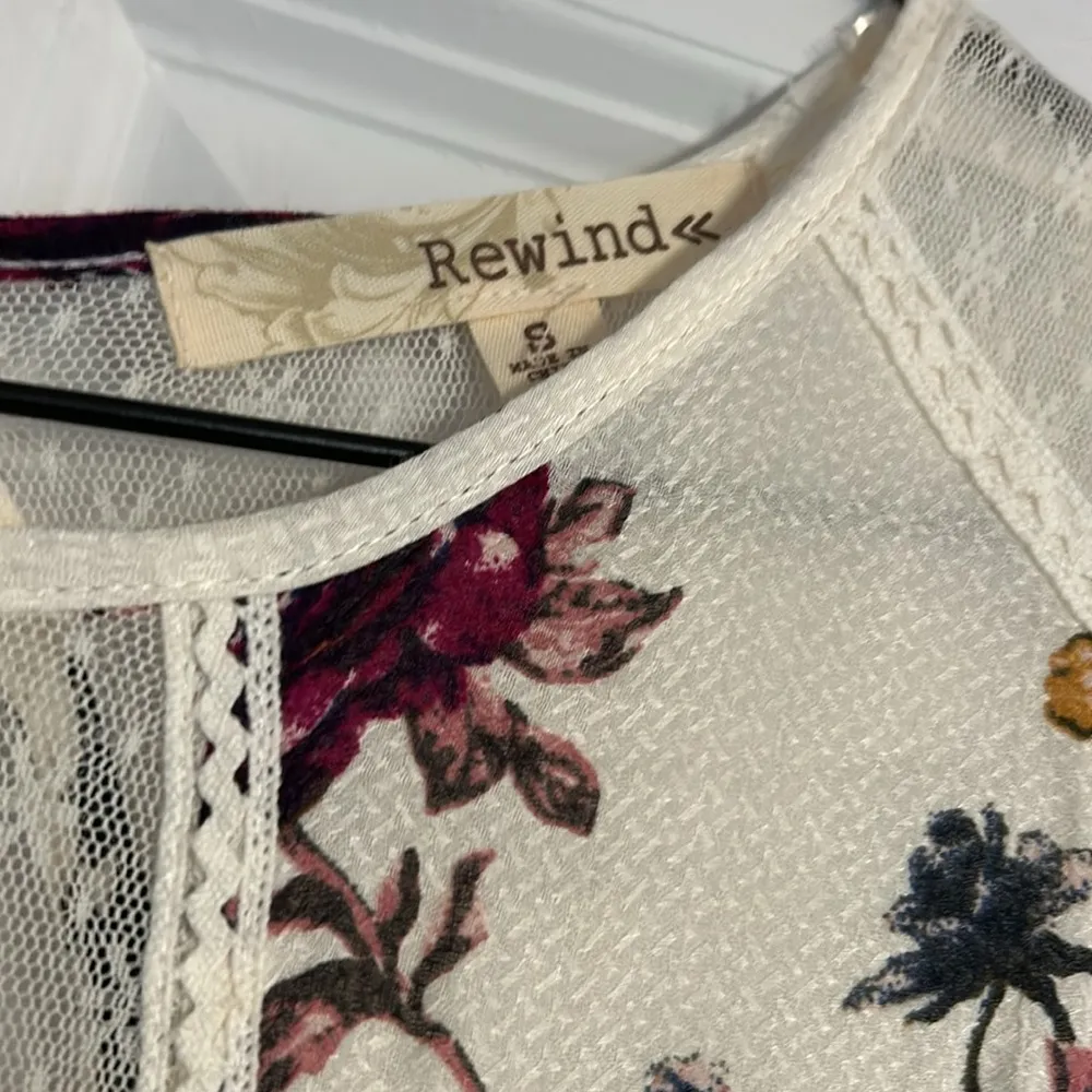 Rewind  Lace Top - Image 2