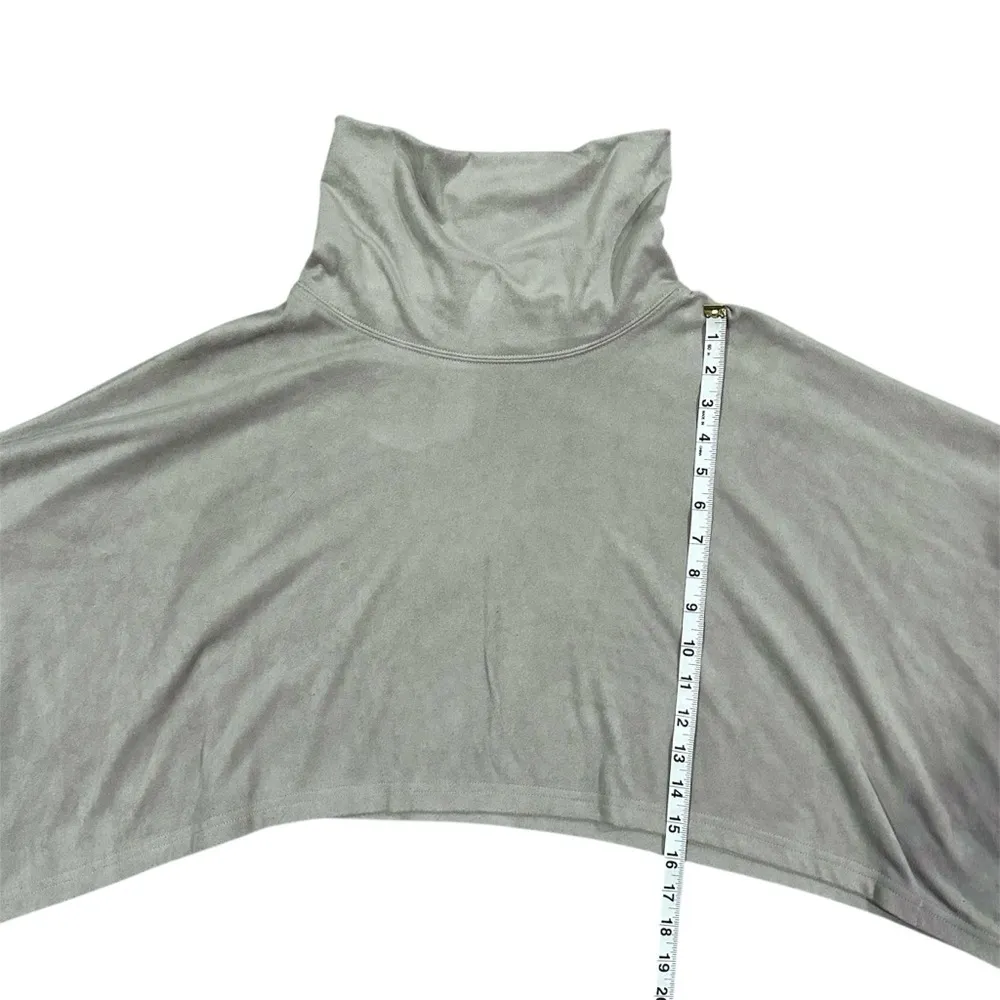 Lime & Vine Faux Suede Solid Asymmetrical Cowl Neck Crop Top Gray Size Small - Image 8