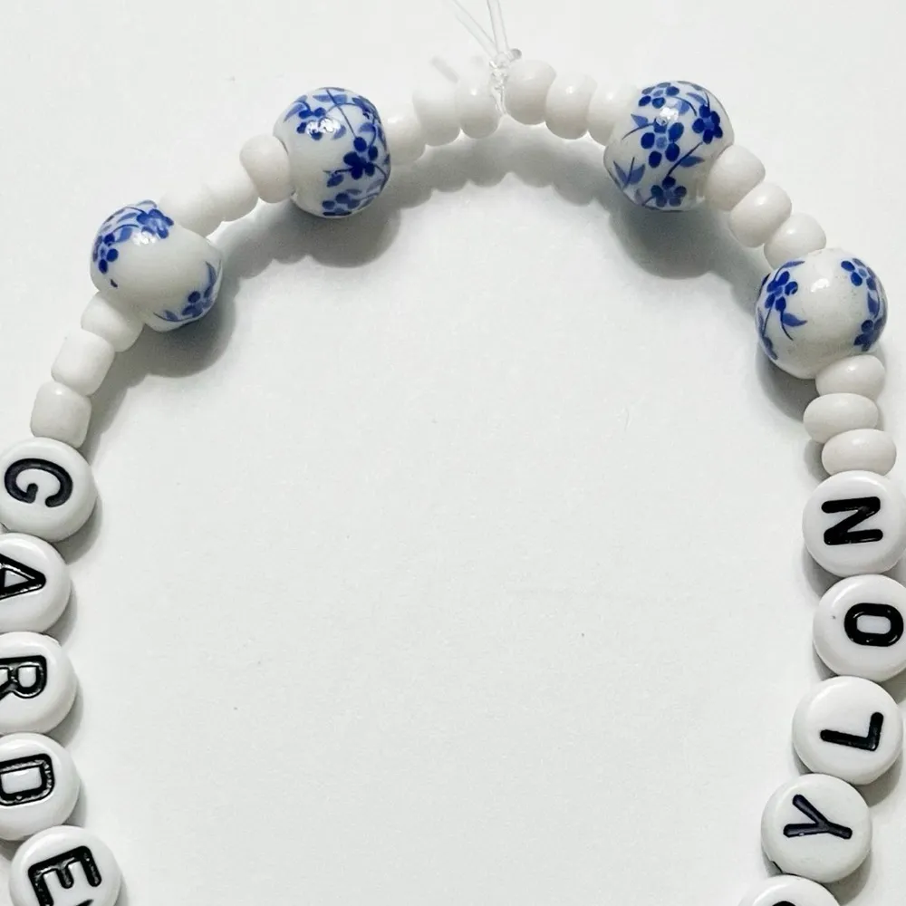 Tour Friendship Bracelet Gardens Of Babylon (Cowboy Like Me) - Image 2