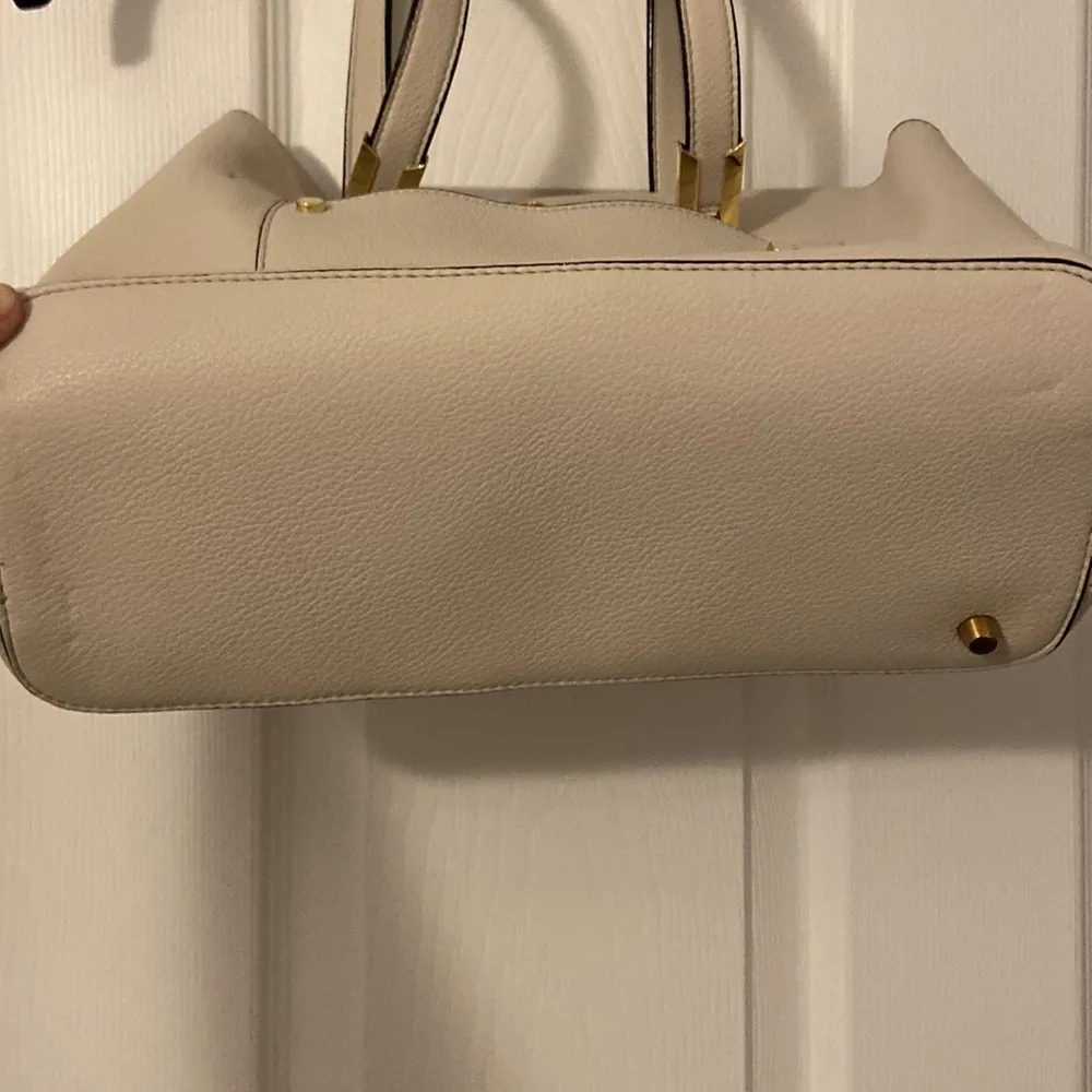Kate Laundry women’s bag never worn but no tag please see pictures - Image 3