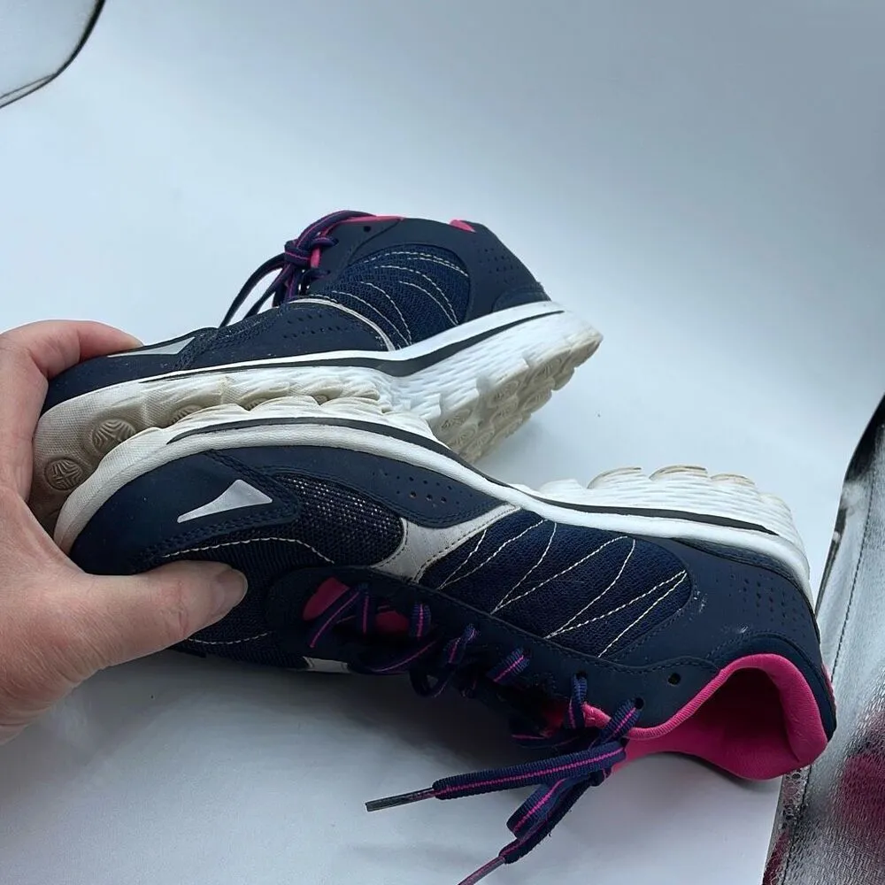 Sketchers size 9.5 Goga mat shoes. Blue - Image 2