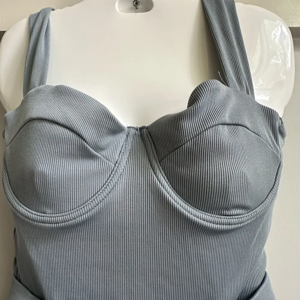 Belted one piece grey swimsuit. Underwire Size Medium Gray - Image 4