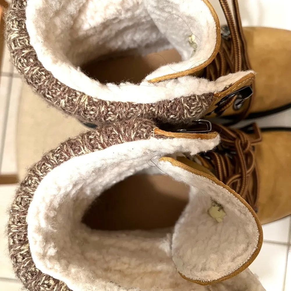 Mia Maylynn Moto Hiking Boot Tan Knit Cuff Lug Sole 7.5 - Image 10