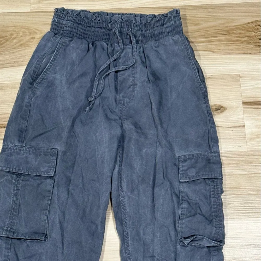 Abercrombie and Fitch Grey Cargo Joggers Pants Women’s XS - Image 3