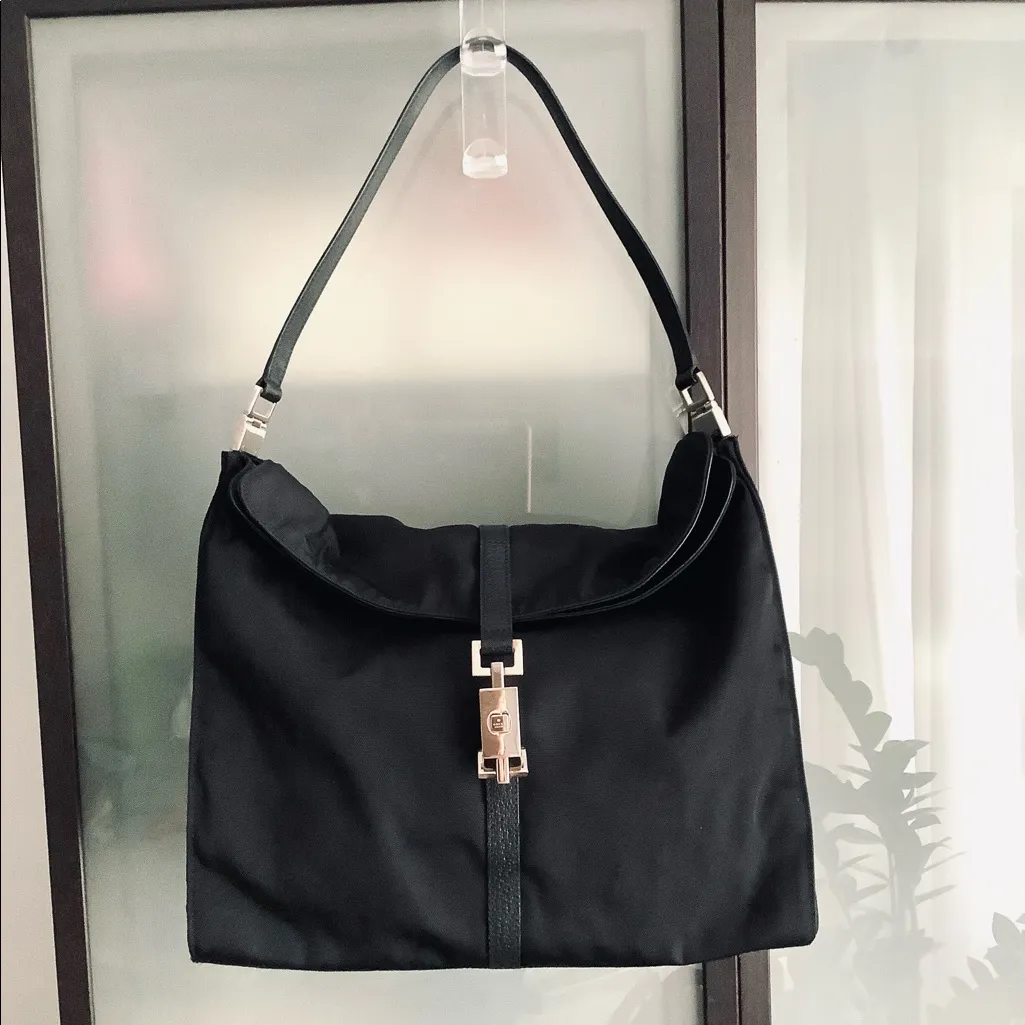 NICE GUCCI nylon bag 🌹🌹🌹 - Image 12