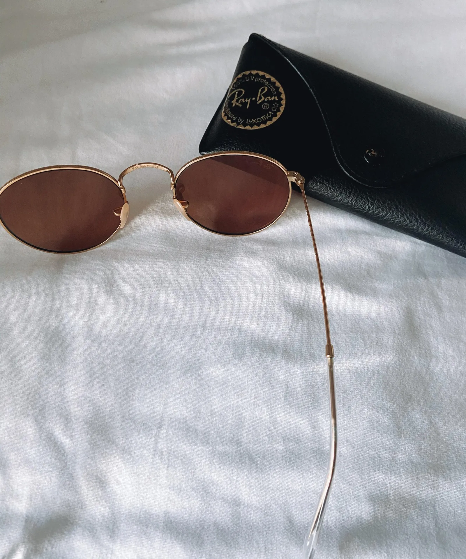 Ray-Ban Pink Reflective Round Sunglasses - Image 2