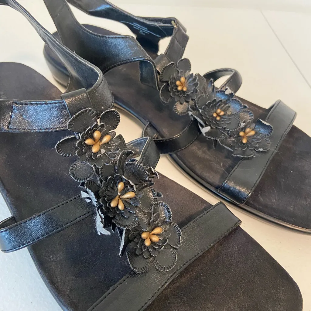 Easy Spirit women’s hopscotchs black floral strap Velcro‎ sandals shoes size 10 - Image 7