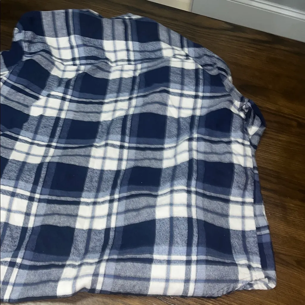 Old Navy Navy and White Checkered Shirt - Image 4