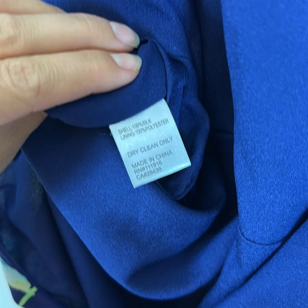 Yumi Kim Girl Next Door 100% Silk Navy Floral High Neck‎ Romper Size Large - Image 10