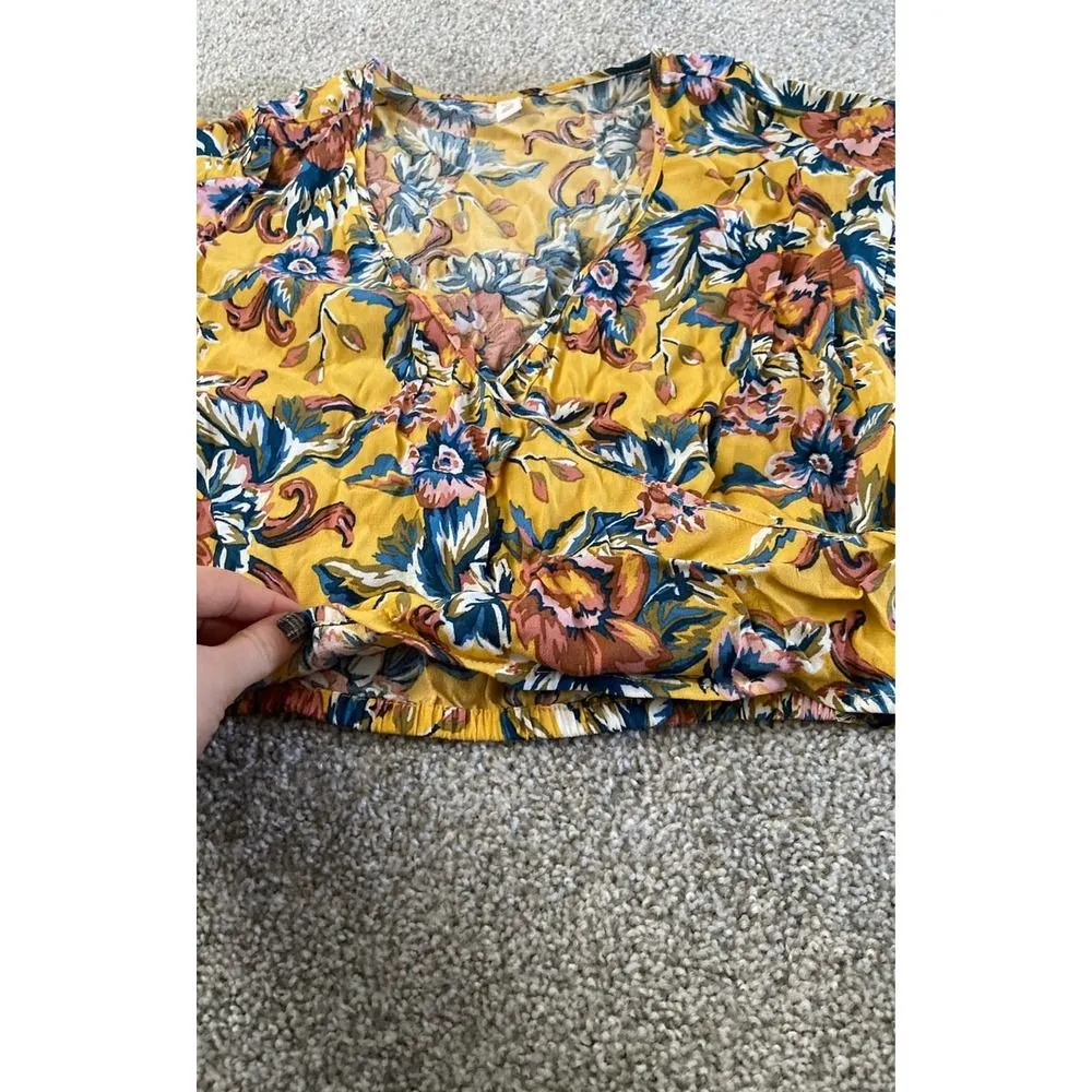 BP yellow floral top‎ medium size medium - Image 2