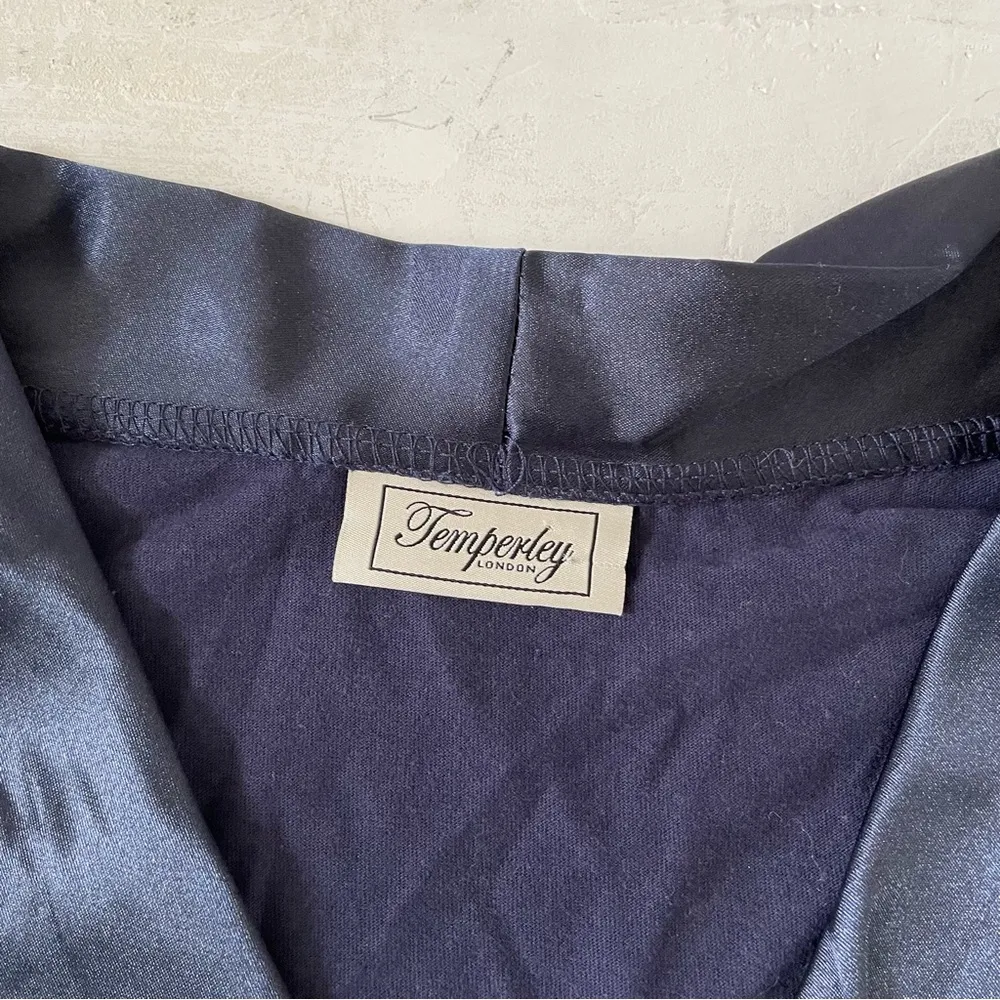 Temperley London Pajama Top American Airlines First Class Customers Size S Blue - Image 2