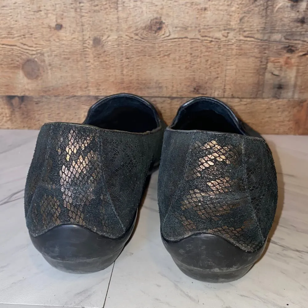 Dansko Metallic Bronze Olivia Snake Flats Size 40 / 10 - Image 6