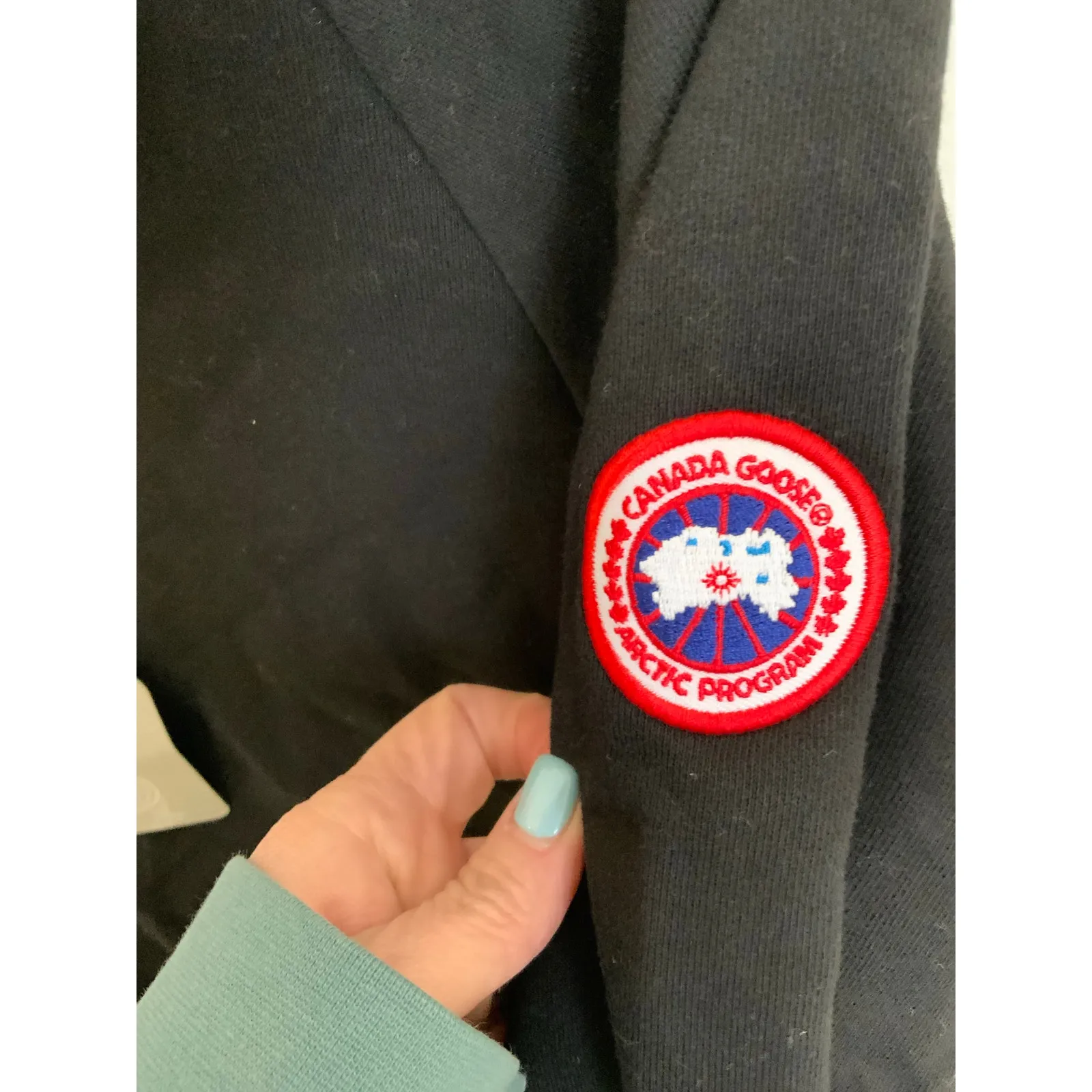 Canada Goose Black Muskoka Classic Badge 1/4 Zip Sweater $425 Authentic NWT - Image 10