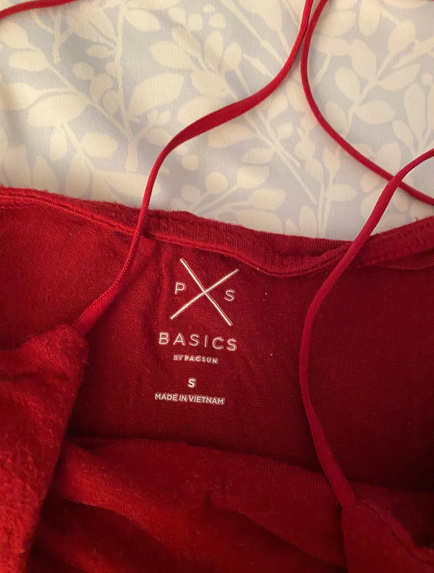 PacSun Tank Top / Crop Top - Image 2