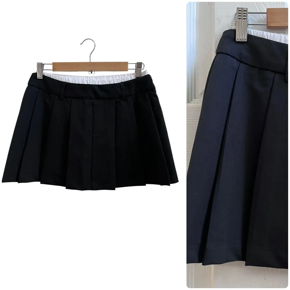 Sans Souci New Black Exposed White Boxer Waistband Front Pleat Mini Skirt Medium - Image 2