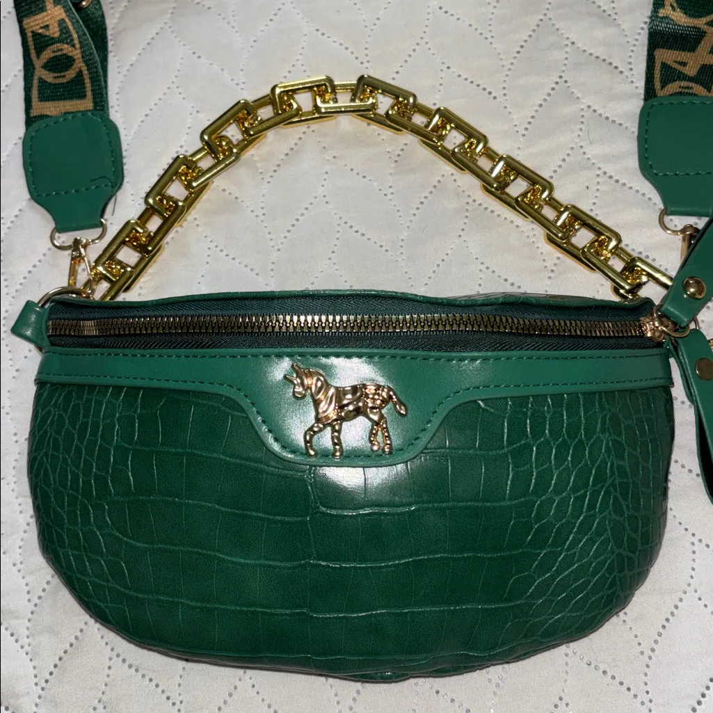 Green & Gold Luxury Classy Shoulder hand bag Purse NEW . Fashion purse - Image 2