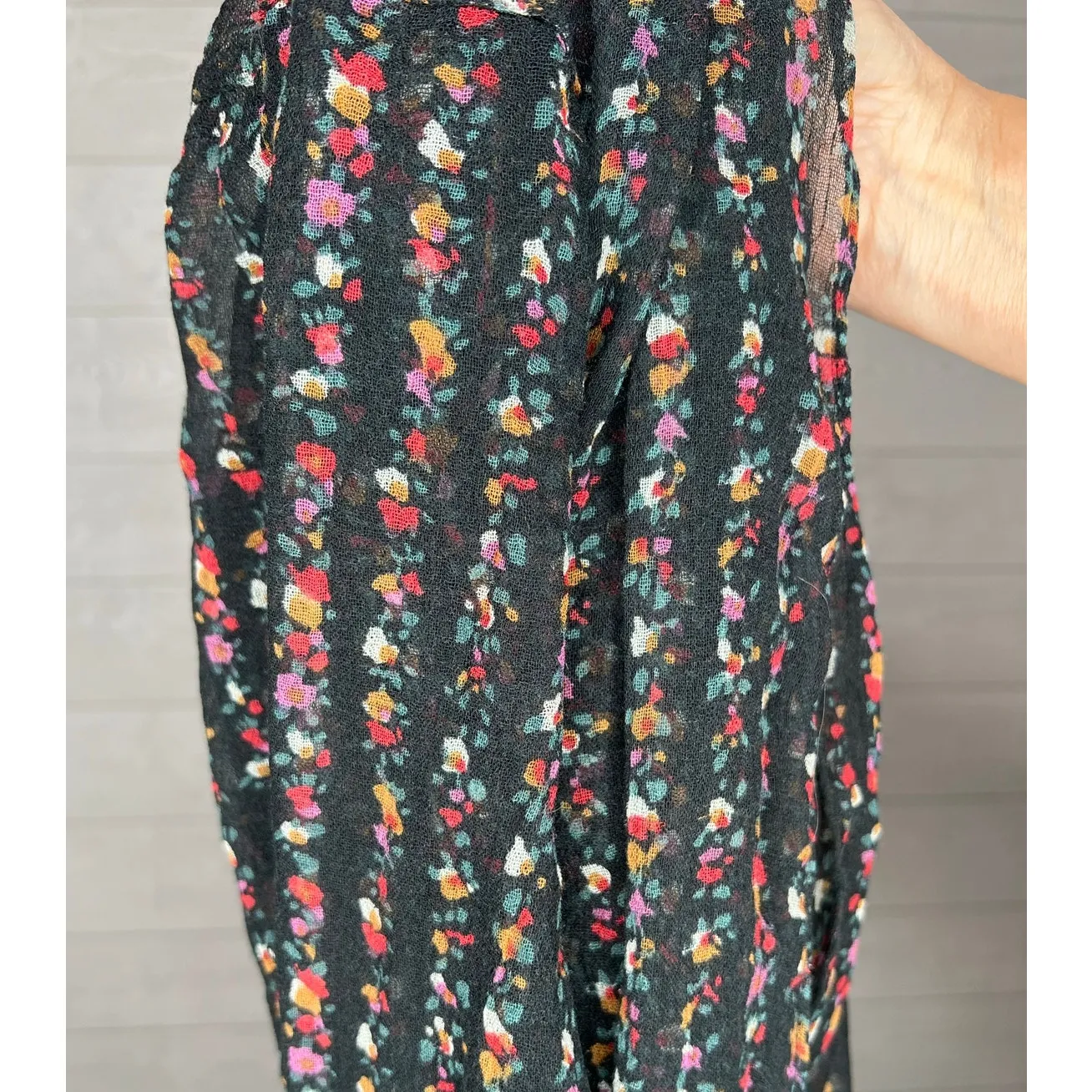 Loft black floral infinity scarf NWOT - Image 3