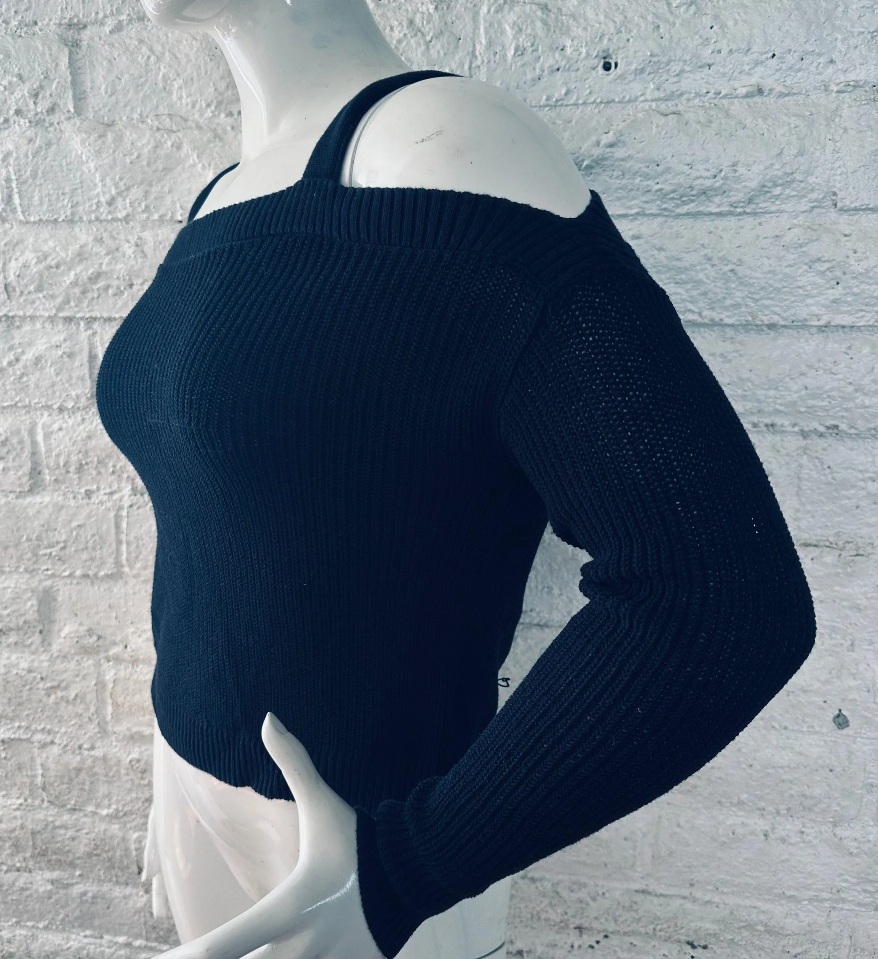 cold shoulder black sweater size S - Image 4