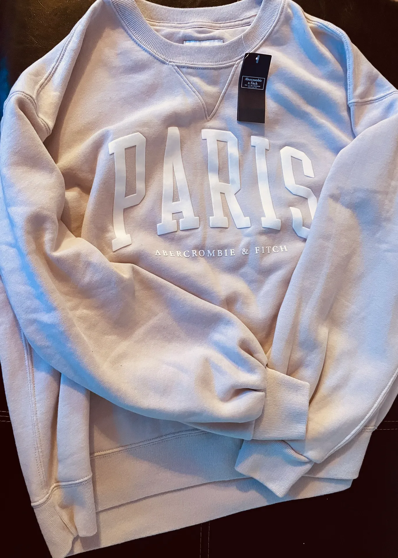 Abercrombie & Fitch A&F Paris Crewneck - Image 3